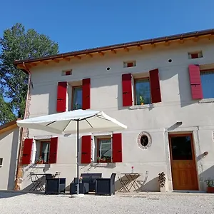 https://agriturismo-la-collina-delle-api.hotelinveneto.com